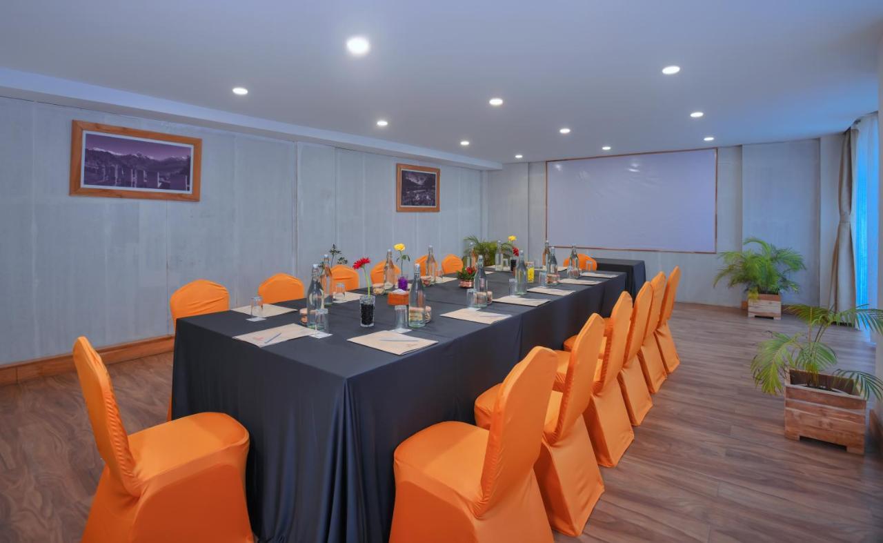 Aabas Pokhara By Barahi Hospitality酒店 外观 照片