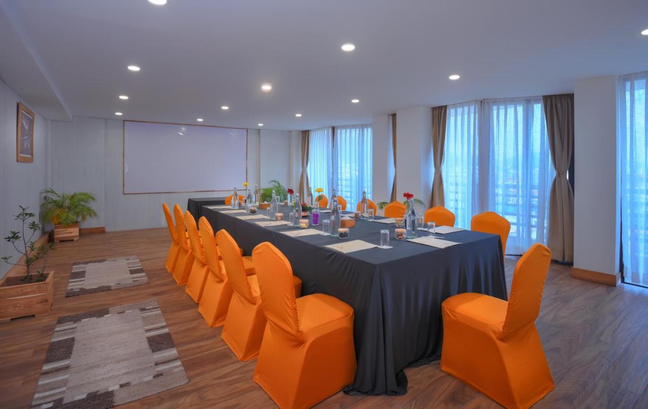 Aabas Pokhara By Barahi Hospitality酒店 外观 照片